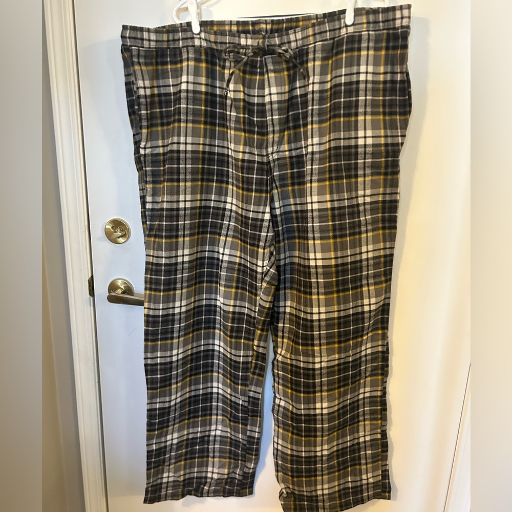 Carhartt Men’s Plaid Flannel Pajama Pants in Black, White, and Yellow size 2XL